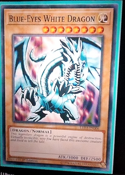 Yu-Gi-Oh! Blue-Eyes White Dragon LOB-001 — front