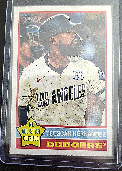 2025 Topps Heritage #395 Teoscar Hernandez — front