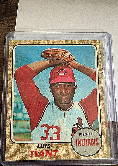 1968 Topps #532 Luis Tiant Cleveland Indians — front