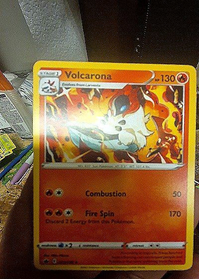 2021 Pokémon Chilling Reign 024/198 Volcarona — front
