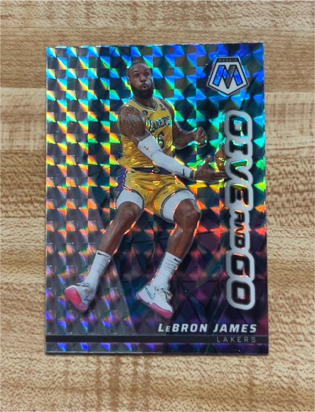 2022-23 Panini Mosaic #3 LeBron James Give and Go — front