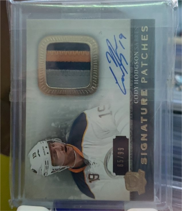2013-14 Upper Deck The Cup Signature Patches #Signature Patches Cody Hodgson — front