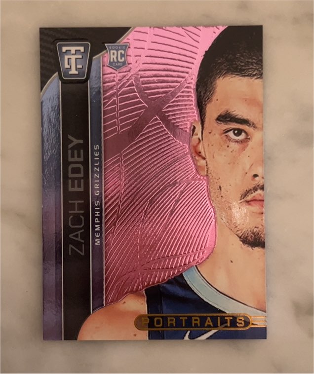 2024-25 Panini Totally Certified #22 Zach Edey Portraits — front