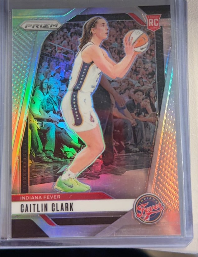 2024 Panini Prizm WNBA #22 Caitlin Clark — front