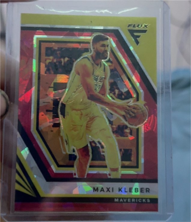 2022-23 Panini Flux Maxi Kleber — front