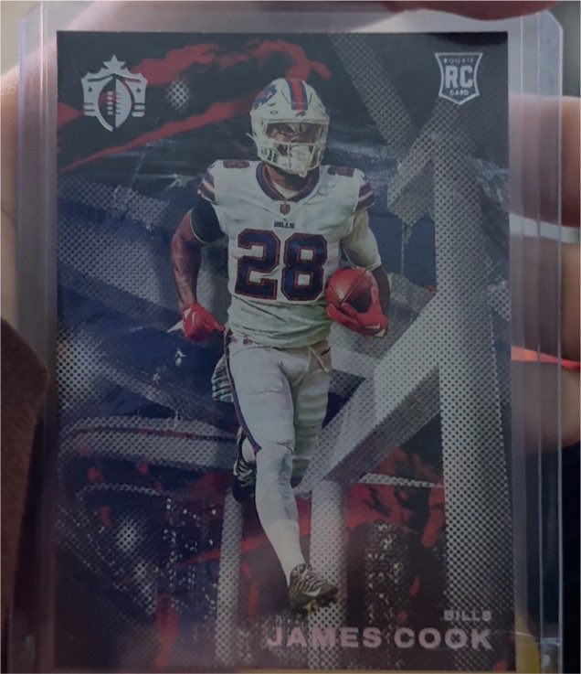 2022 Panini Chronicles Gridiron Kings #GK-14 James Cook — front