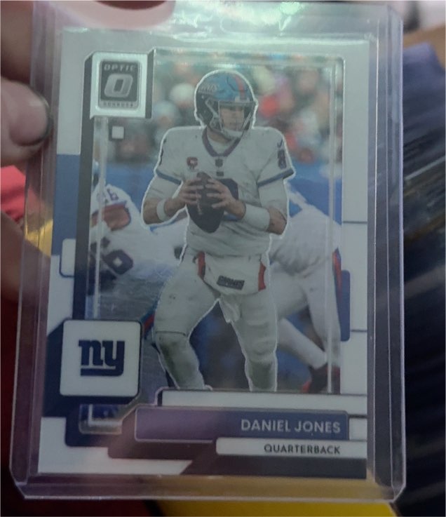 2022 Panini Donruss Optic #145 Daniel Jones — front