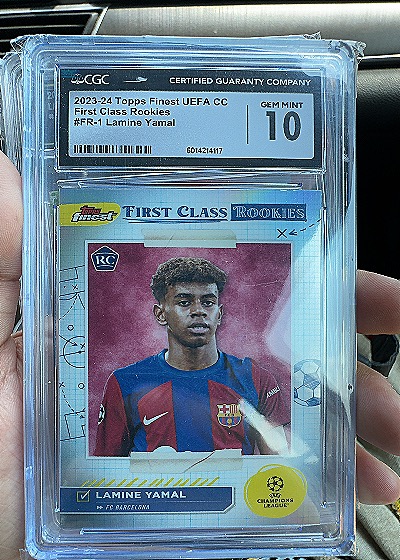 2023-24 Topps Finest UEFA CC #FR-1 Lamine Yamal — front