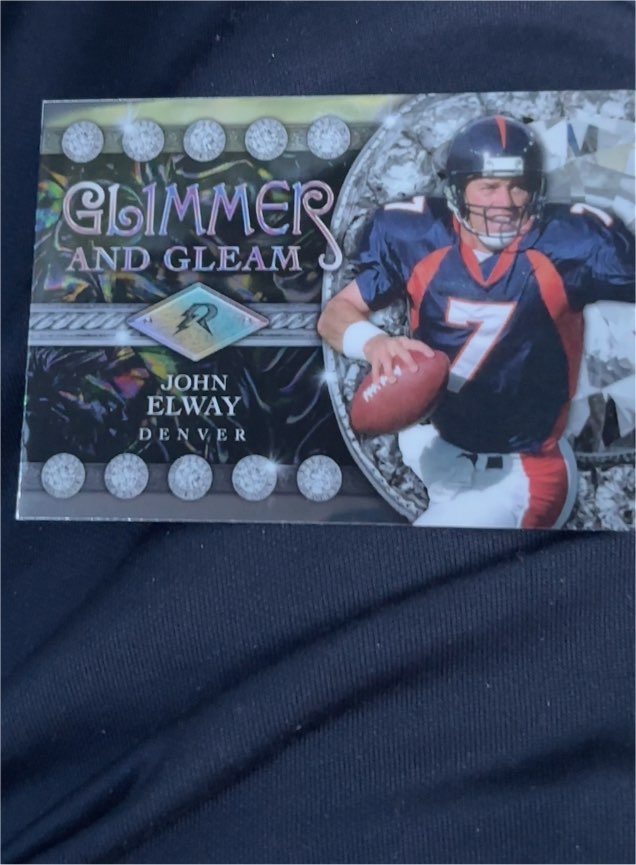 2024 Topps Resurgence Glimmer and Gleam #GG-3 John Elway — front