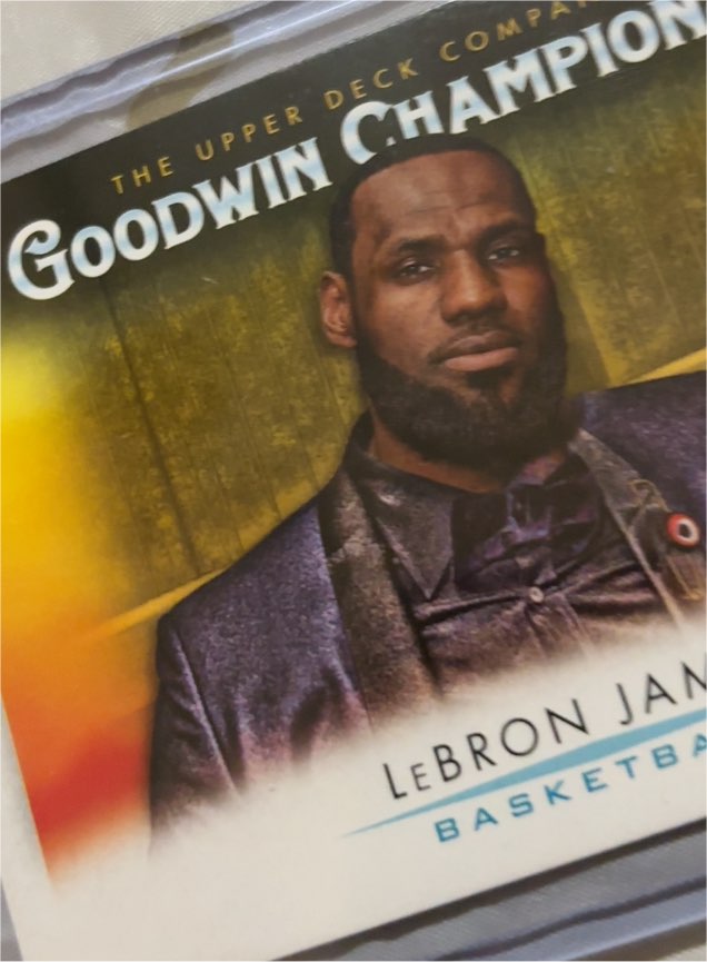 2021 Upper Deck Goodwin Champions #100 LeBron James — front