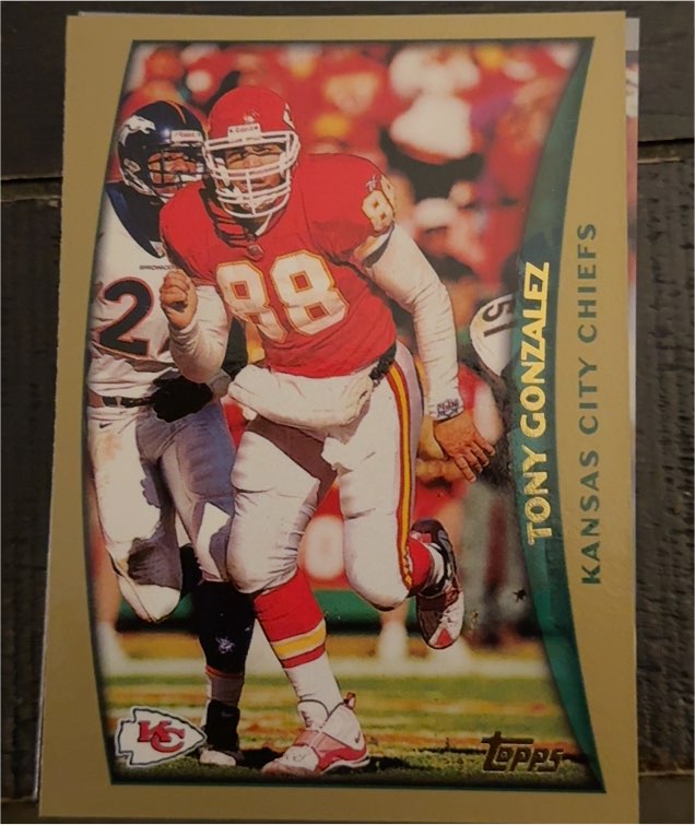 1998 Topps #185 Tony Gonzalez — front