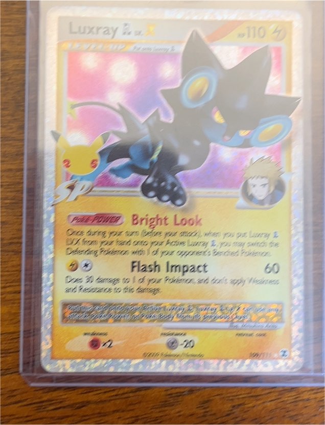 2021 Pokémon TCG Celebrations Classic Collection #109 Luxray GL LV.X — front
