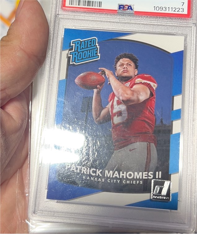 2017 Panini Donruss #327 Patrick Mahomes II — front