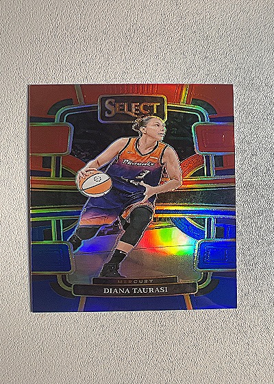 2023-24 Panini Select WNBA #46 Diana Taurasi — front