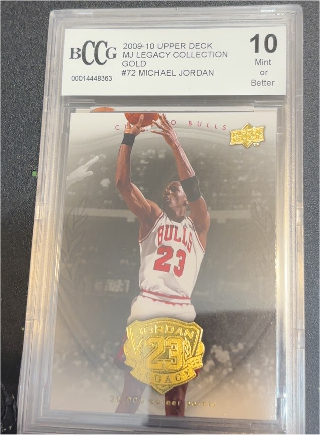 2009-10 Upper Deck MJ Legacy Collection Gold #72 Michael Jordan — front