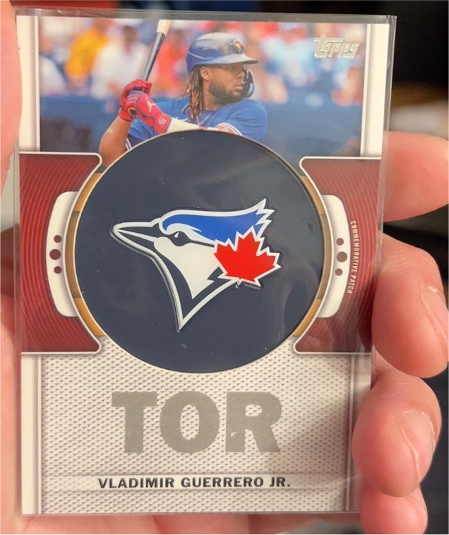 2023 Topps Series 1 #TLP-VG Vladimir Guerrero Jr Team Patch Relic — front