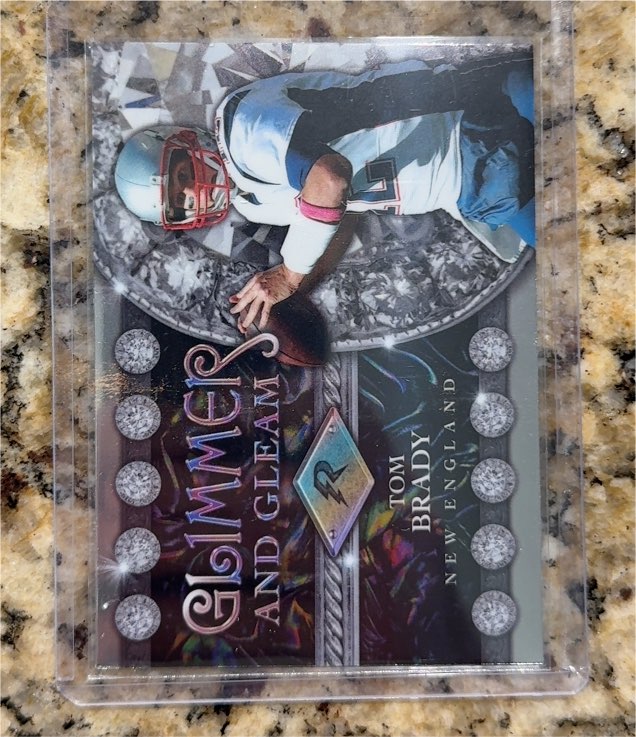 2024 Topps Resurgence Glimmer And Gleam #GG-1 Tom Brady — front