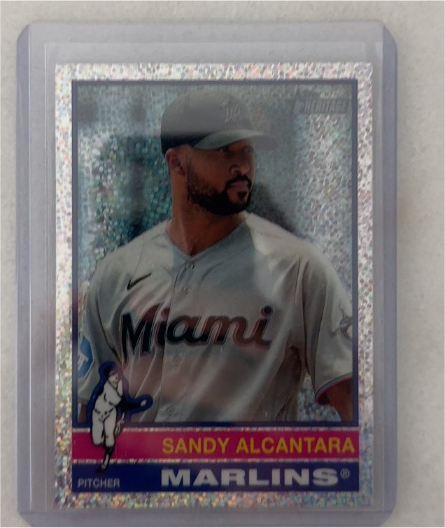 2025 Topps Heritage #161 Sandy Alcantara — front