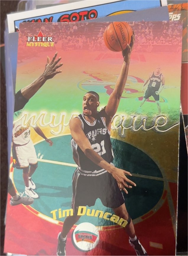 2000-01 Fleer Mystique #40 Tim Duncan — front