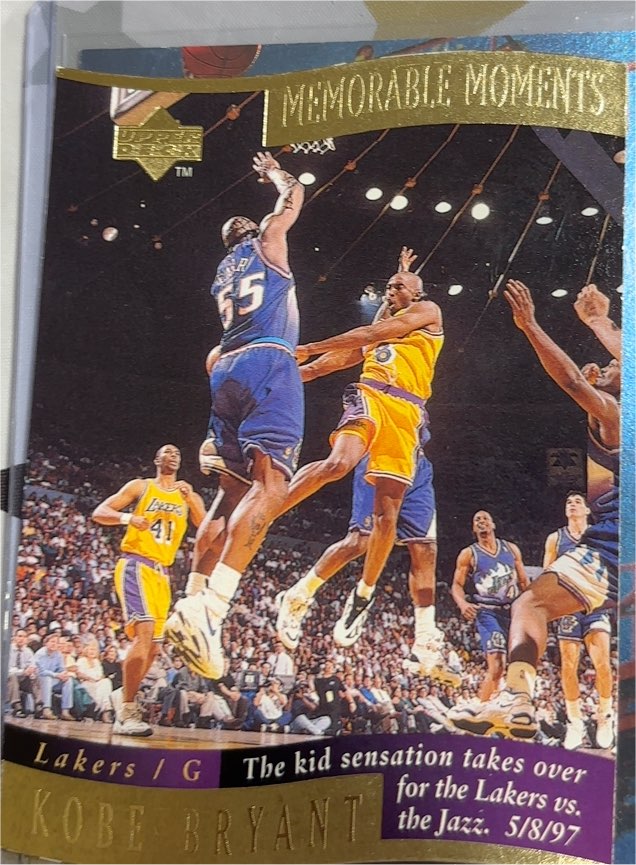 1997-98 Upper Deck Collector's Choice #4 Kobe Bryant Memorable Moments — front