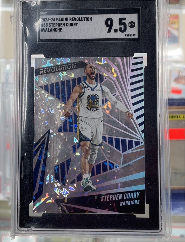 2023-24 Panini Revolution #65 Stephen Curry Avalanche — front