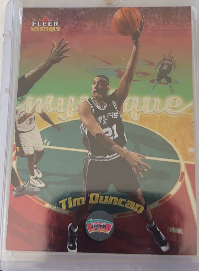 2000-01 Fleer Mystique #40 Tim Duncan — front