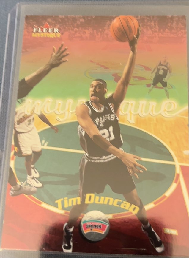 2000-01 Fleer Mystique #40 Tim Duncan — front