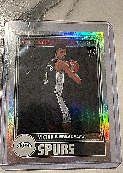 2023-24 Panini NBA Hoops #298 Victor Wembanyama — front