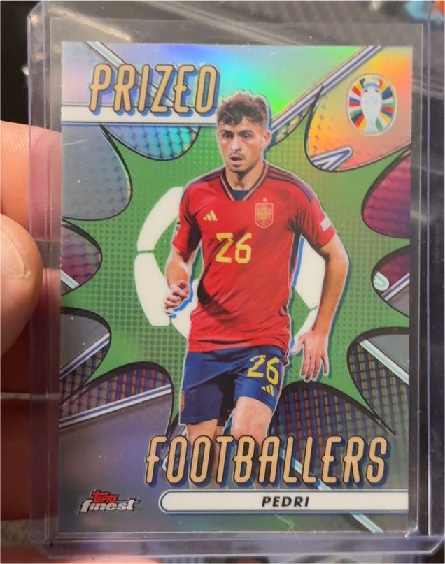 2023 Topps Finest Road to UEFA EURO 2024 Prized Footballers #PF-PE Pedri — front