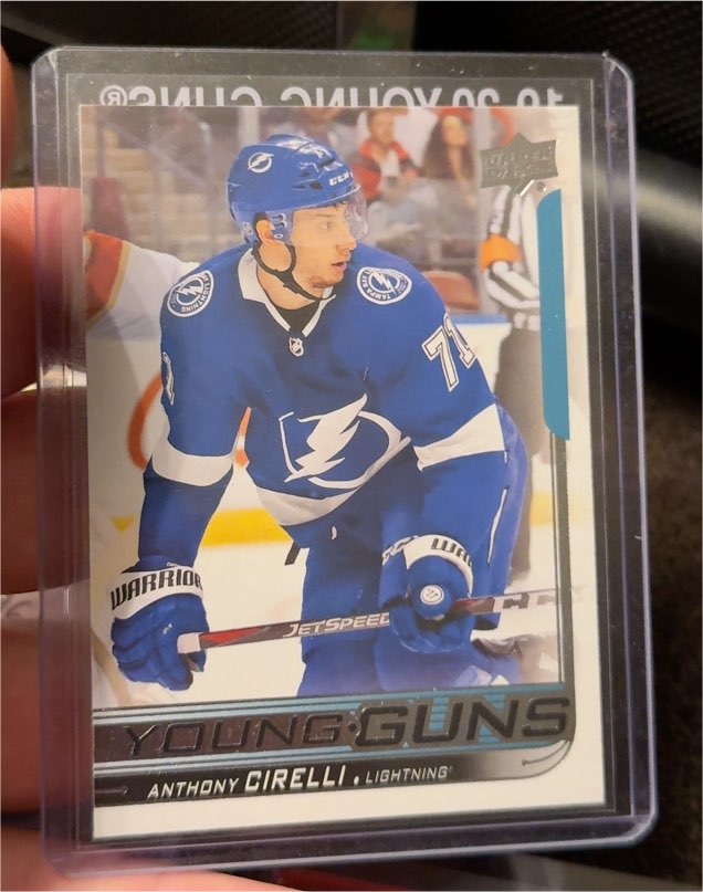 2018-19 Upper Deck Series 1 #219 Anthony Cirelli Young Guns Rookie — front