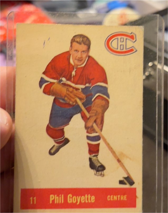 1957-58 Parkhurst #11 Phil Goyette — front