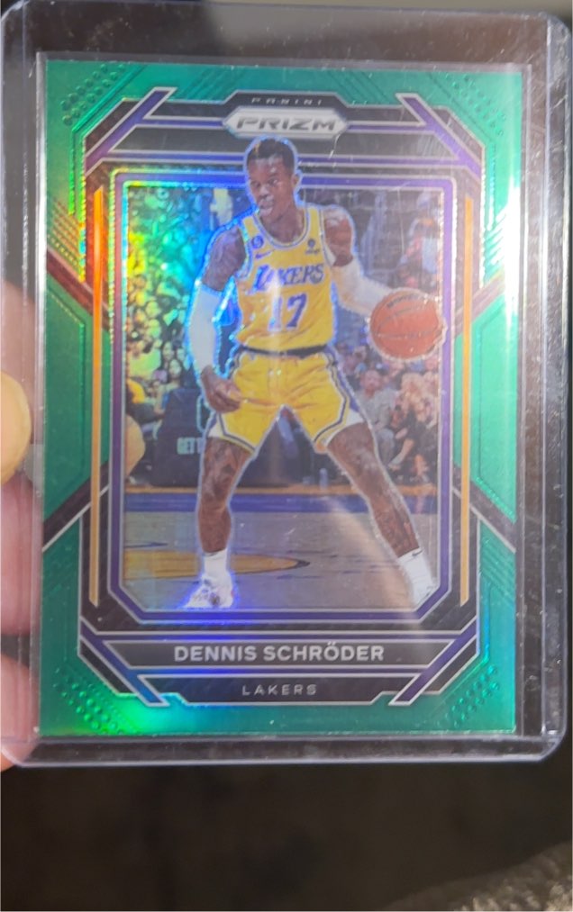 2022-23 Panini Prizm #185 Dennis Schröder — front
