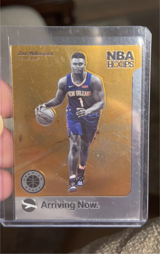 2019-20 Panini NBA Hoops Premium Stock #2 Zion Williamson — front