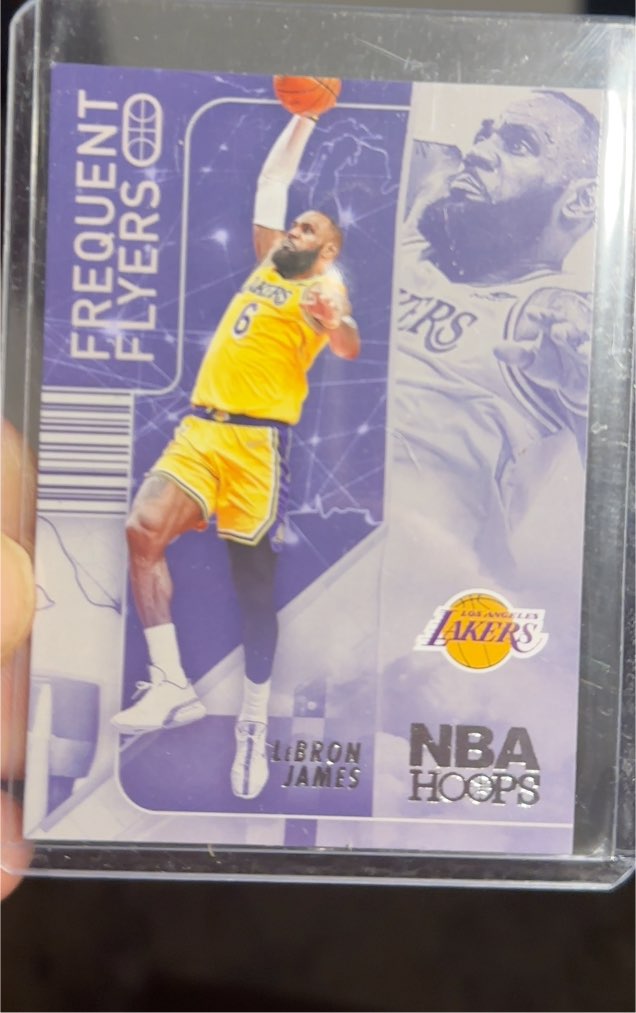 2022-23 Panini NBA Hoops #6 LeBron James Frequent Flyers — front