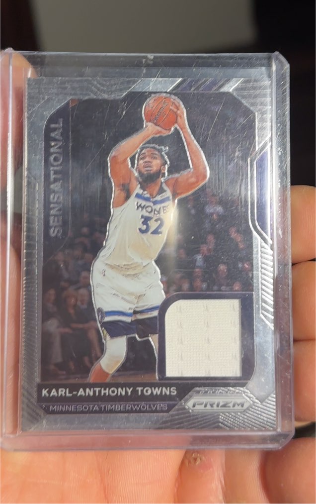 2020-21 Panini Prizm Sensational Swatches #SSW-KAT Karl-Anthony Towns — front