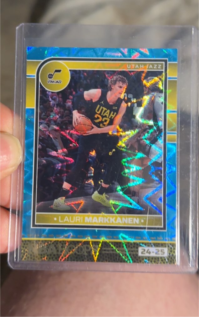 2024-25 Panini NBA Hoops #121 Lauri Markkanen — front
