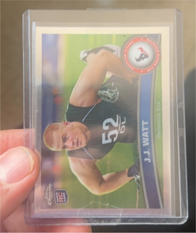 2011 Topps Chrome #104 J.J. Watt Rookie — front