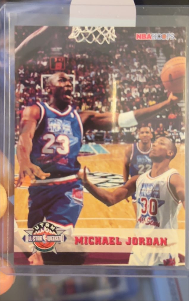 1993-94 NBA Hoops #257 Michael Jordan — front