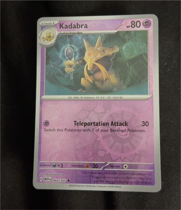 2023 Pokémon Scarlet & Violet 151 #064 Kadabra — front