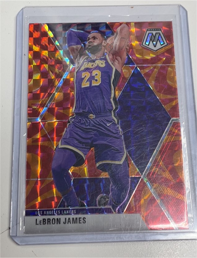 2019-20 Panini Mosaic #8 LeBron James Orange Reactive — front