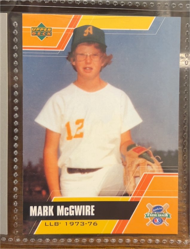 2004 Upper Deck Sunkist Fresh Snack 5 a Day #3 Mark McGwire — front