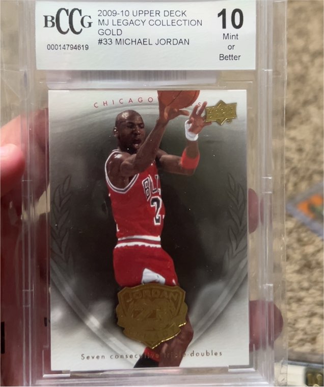 2009-10 Upper Deck MJ Legacy Collection Gold #33 Michael Jordan — front