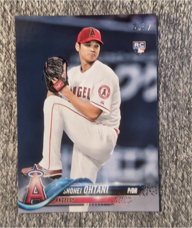 2018 Topps #700 Shohei Ohtani — front