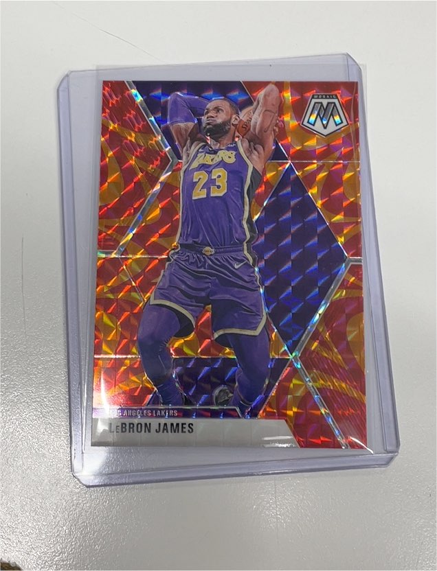2019-20 Panini Mosaic #8 LeBron James — front