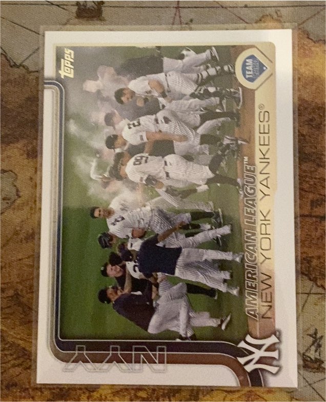 2025 Topps Series 1 #123 New York Yankees — front