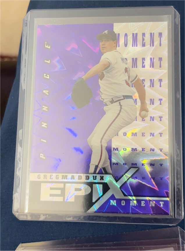1997 Pinnacle Epix Moment Greg Maddux — front