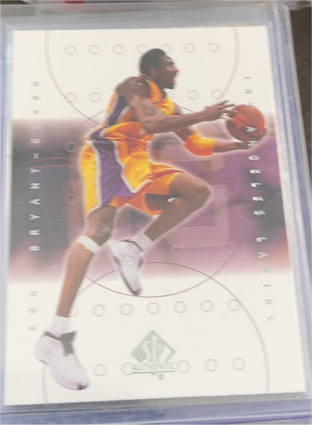 2000-01 Upper Deck SP Authentic #39 Kobe Bryant — front