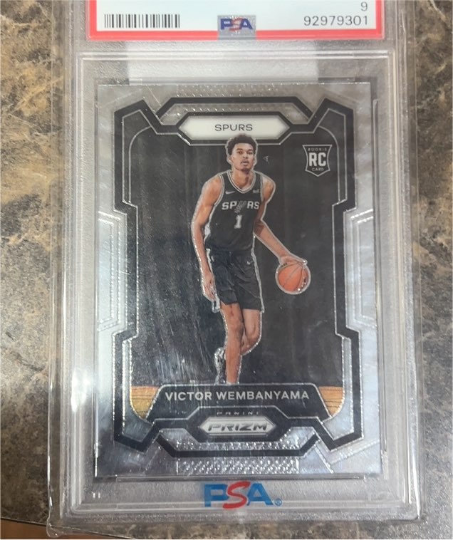 2023-24 Panini Prizm #136 Victor Wembanyama — front