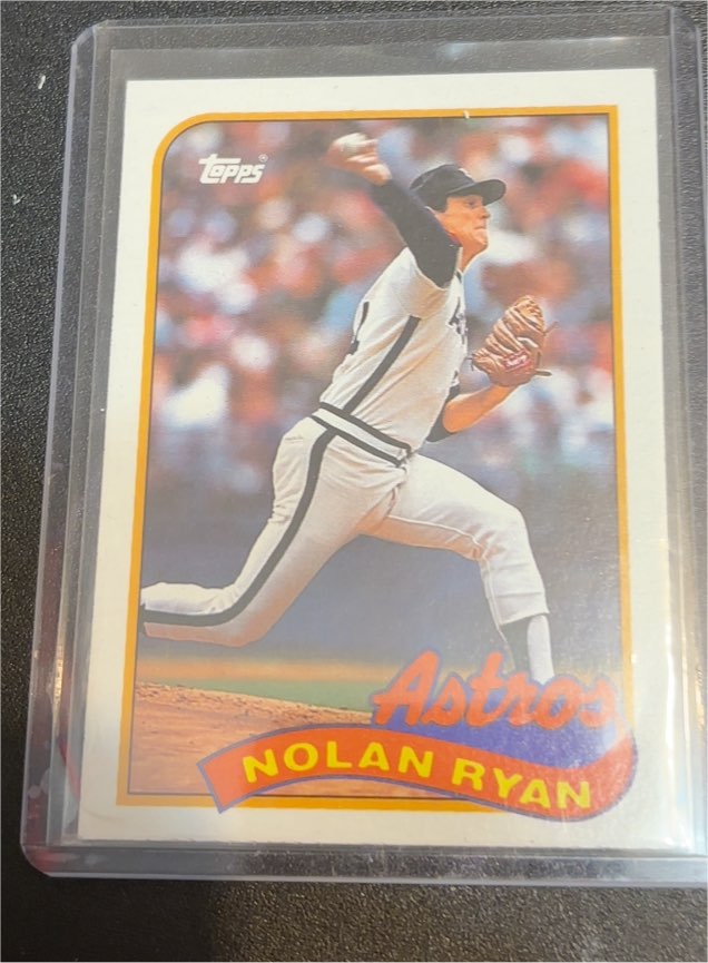 1989 Topps #530 Nolan Ryan — front