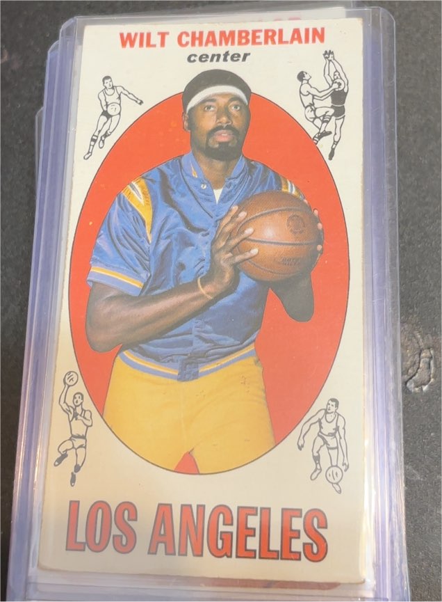 1969 Topps #1 Wilt Chamberlain — front